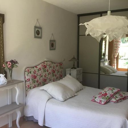 Bed and Breakfast Le Chant Des Oiseaux Viry  Экстерьер фото